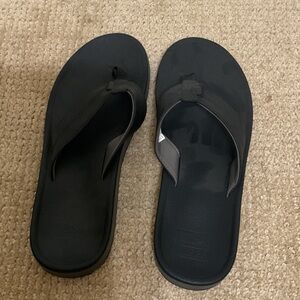 Reef Men's Black Flip Flops